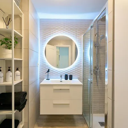 아파트 Penthouse - Private Rooftop Terrace, 2min To